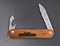 FOR SWISS MUSEUM OF TRANSPORT-FANS
Panoramaknife-Penknife
Wit Swiss Museum of Transportation logo and mountain panorama shaped blade.

CHF 79.-