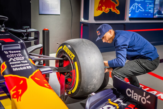 Pitstop Challenge mit Elias Hountondji.