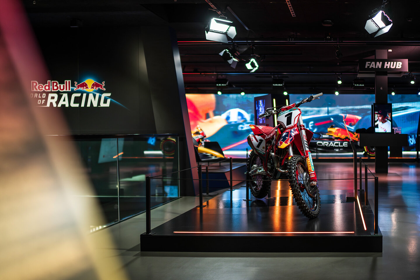 Red Bull World of Racing mit Rookie Bike